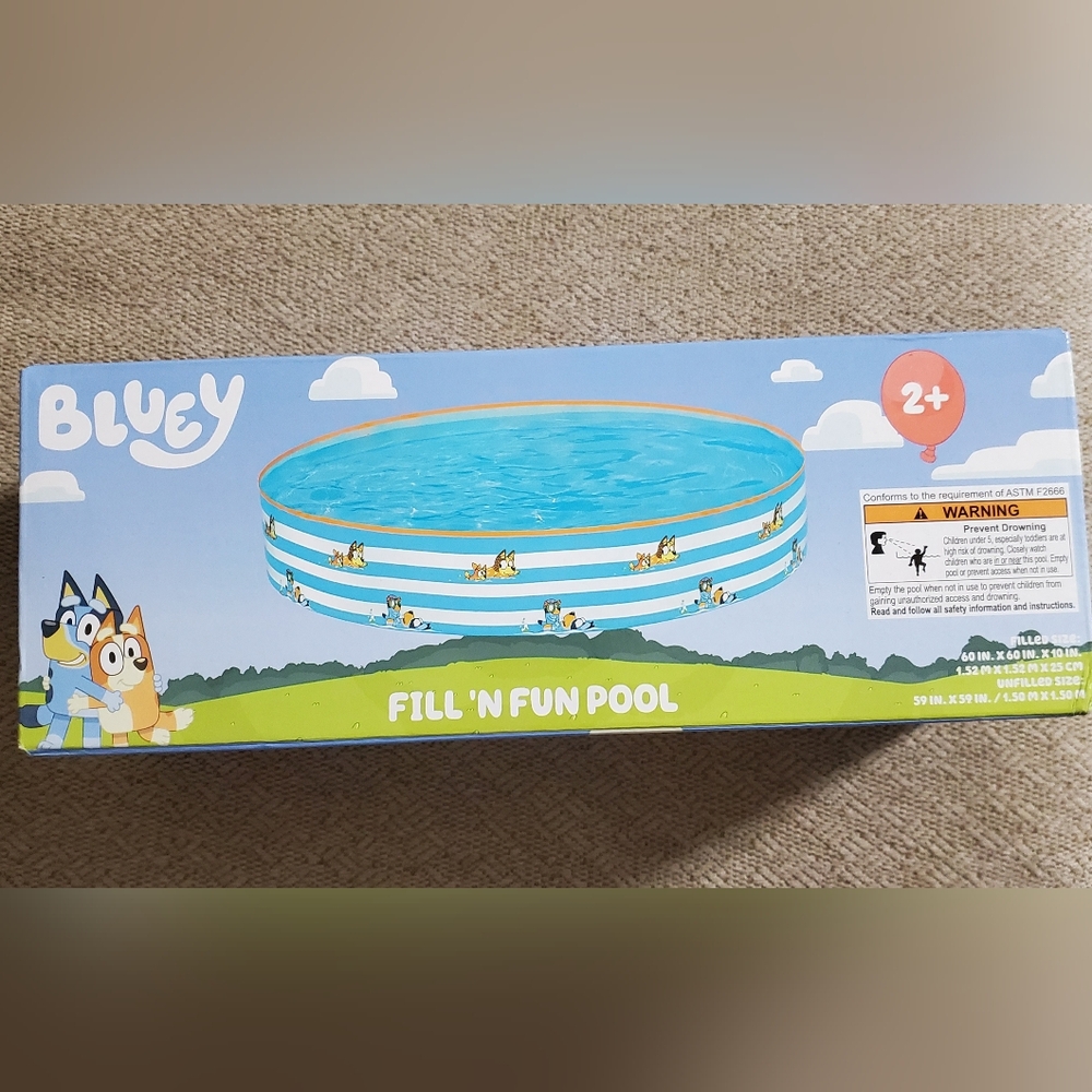 New in Box Bluey Fill 'N Fun 60" X 10" Pool for Kids